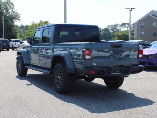 2024 Jeep Gladiator Sport S 4x4 in Jacksonville, FL - Jacksonville Chrysler Jeep Dodge Ram Westside